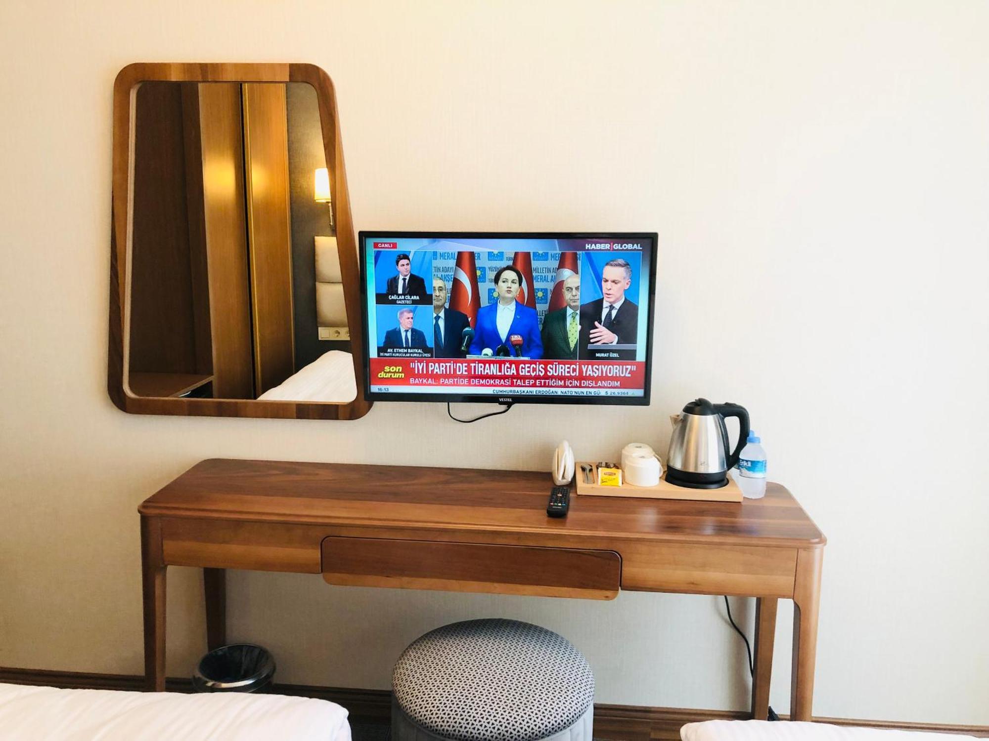 Istanbul Midpoint Hotel Luaran gambar