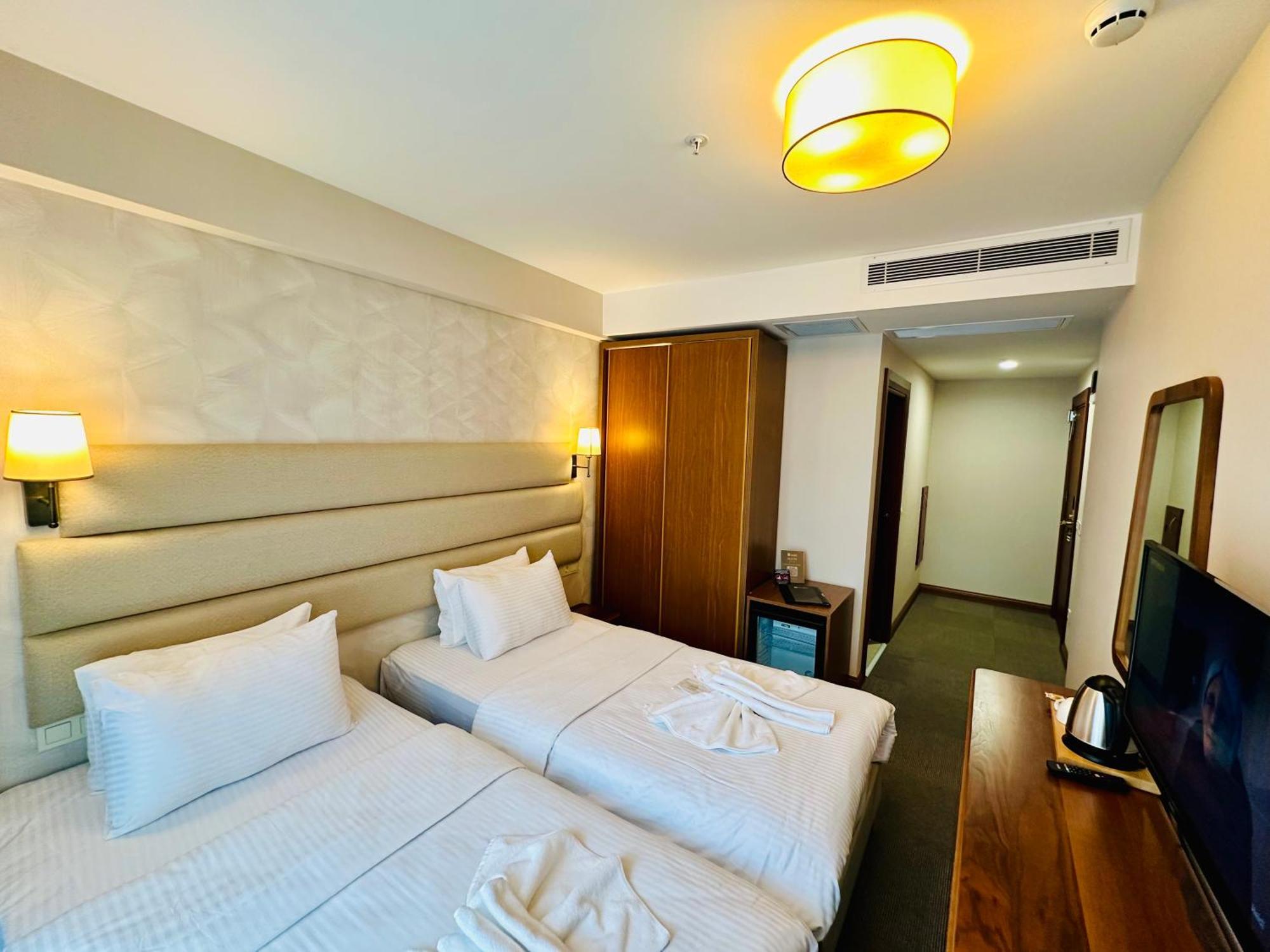 Istanbul Midpoint Hotel Luaran gambar
