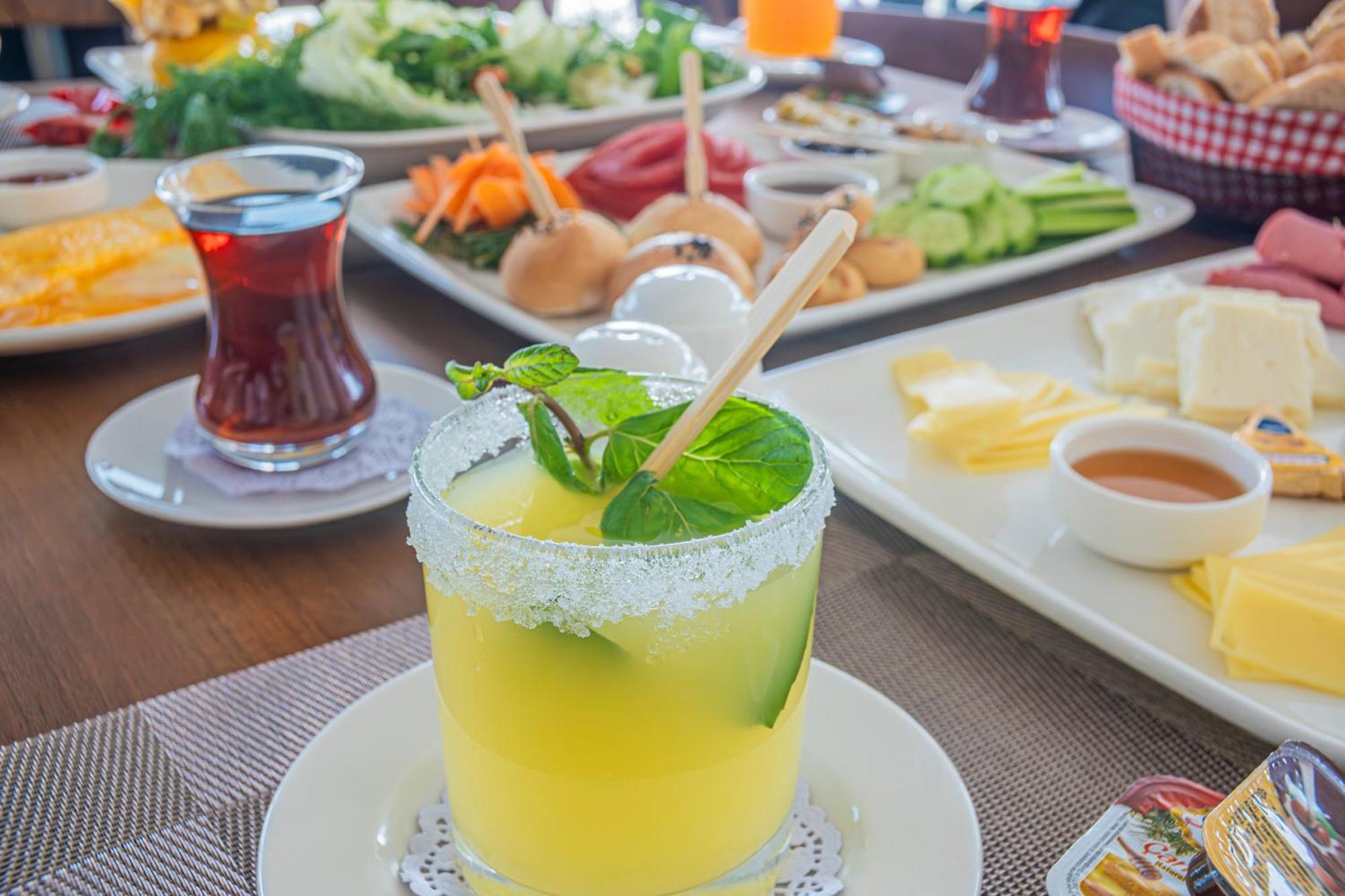 Istanbul Midpoint Hotel Luaran gambar