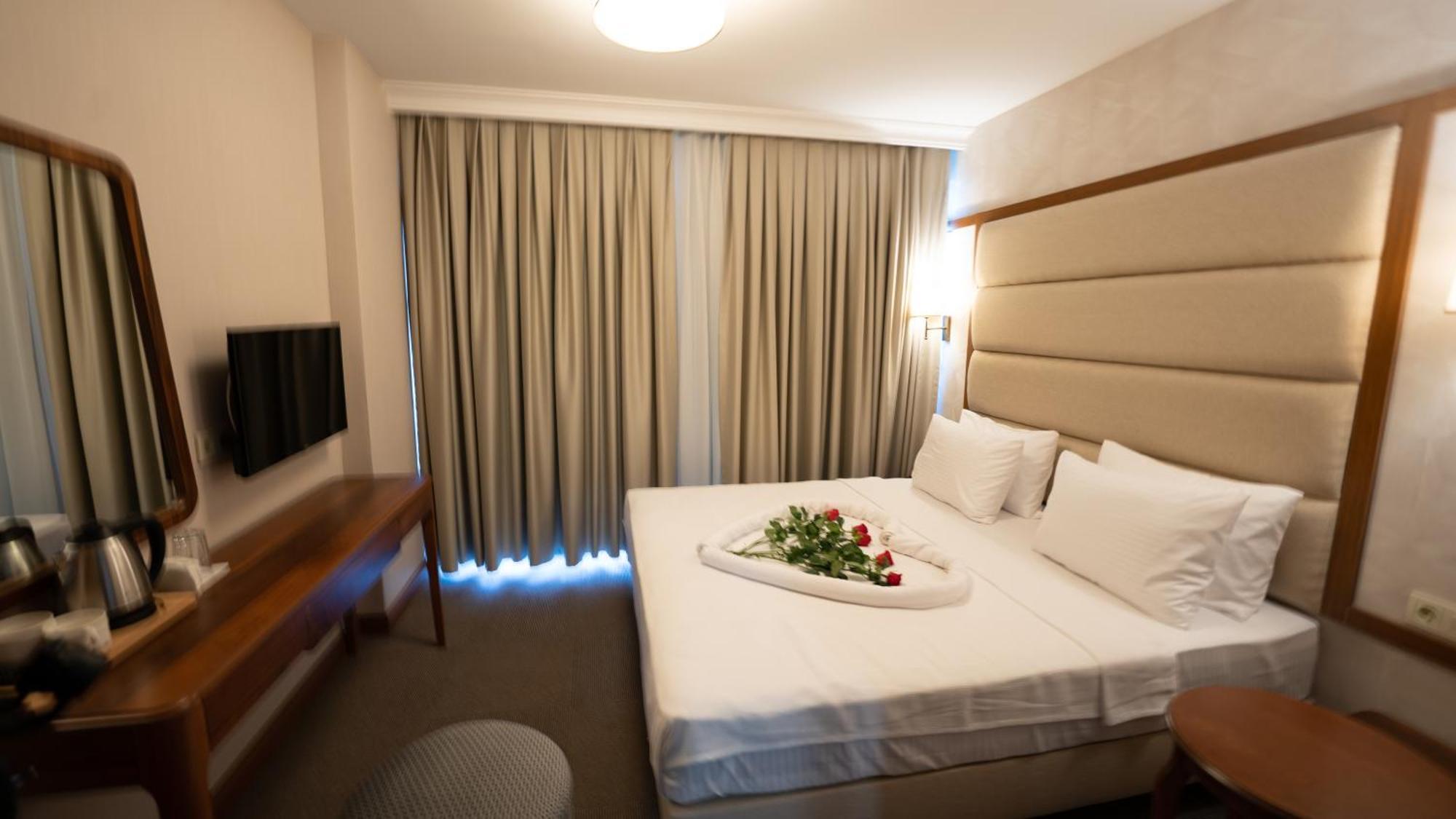 Istanbul Midpoint Hotel Luaran gambar